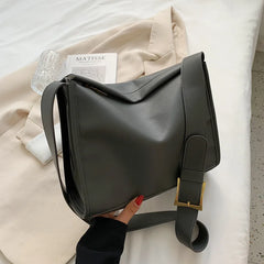 High Capacity Leather Shoulder Bag for Women
