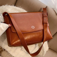Retro Large-capacity Shoulder Bag 2022 Fashionable All-match Messenger Bag