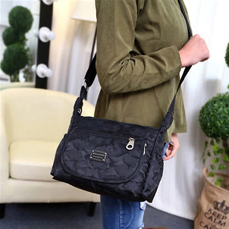 Hot Women Handbags Messenger Bag Waterproof Cloth Bag Good Diagonal Bag