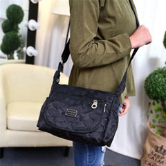 Hot Women Handbags Messenger Bag Waterproof Cloth Bag Good Diagonal Bag