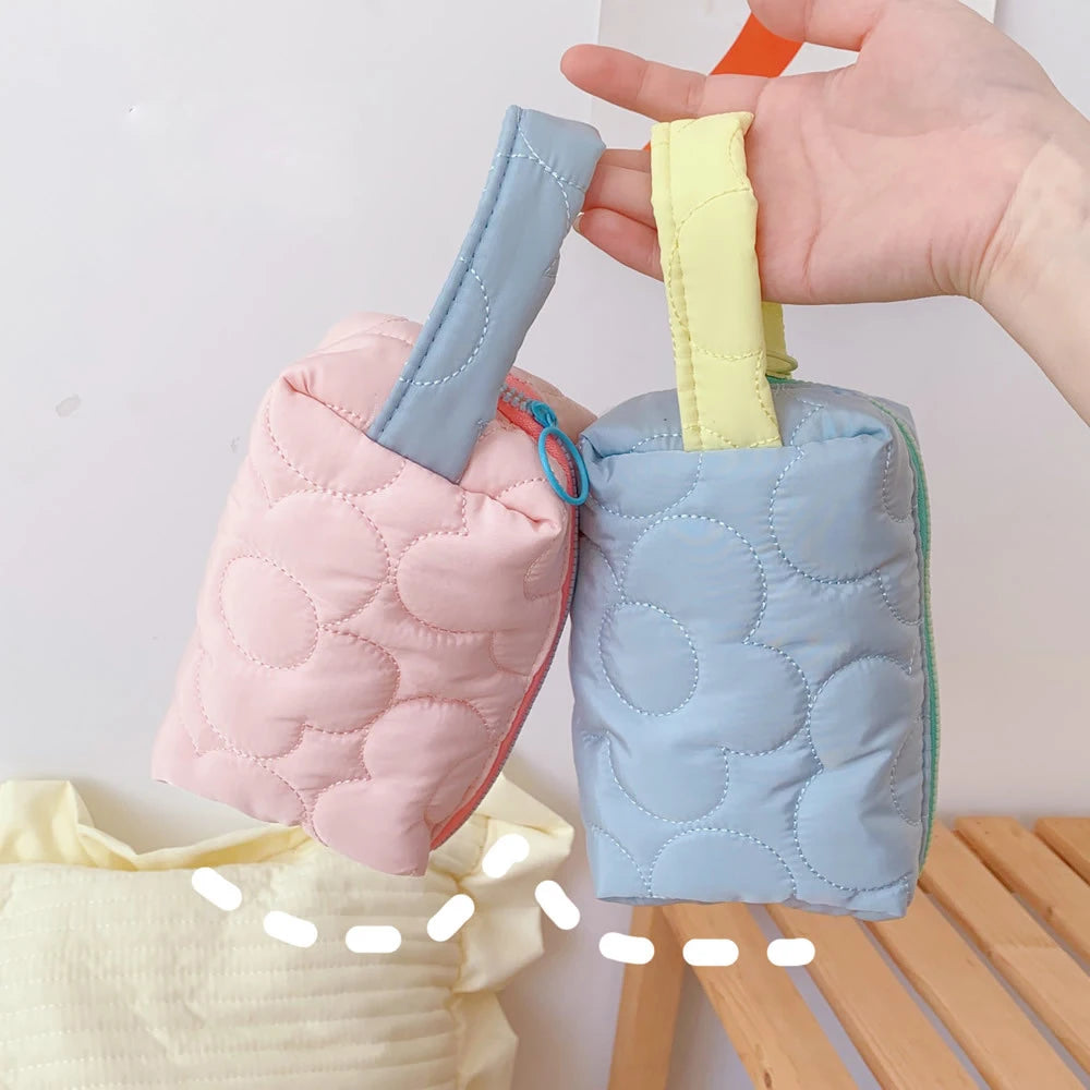 Ins Quilted Flower Cosmetic Bags Large Capacity Makeup Storage Bag