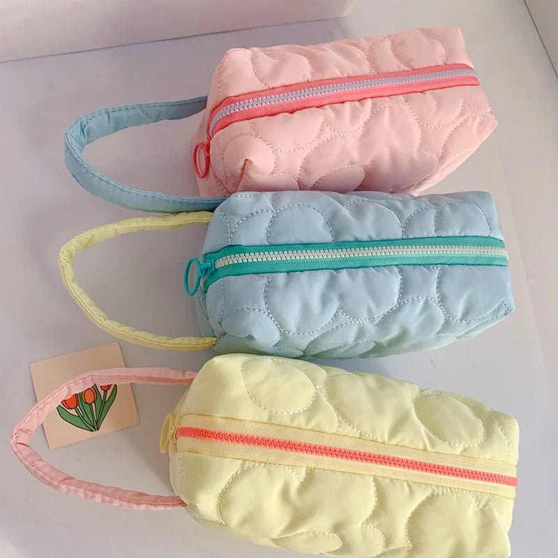 Ins Quilted Flower Cosmetic Bags Large Capacity Makeup Storage Bag