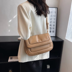Vintage Leather Crossbody Bag for Women Small Travel Flap Bag