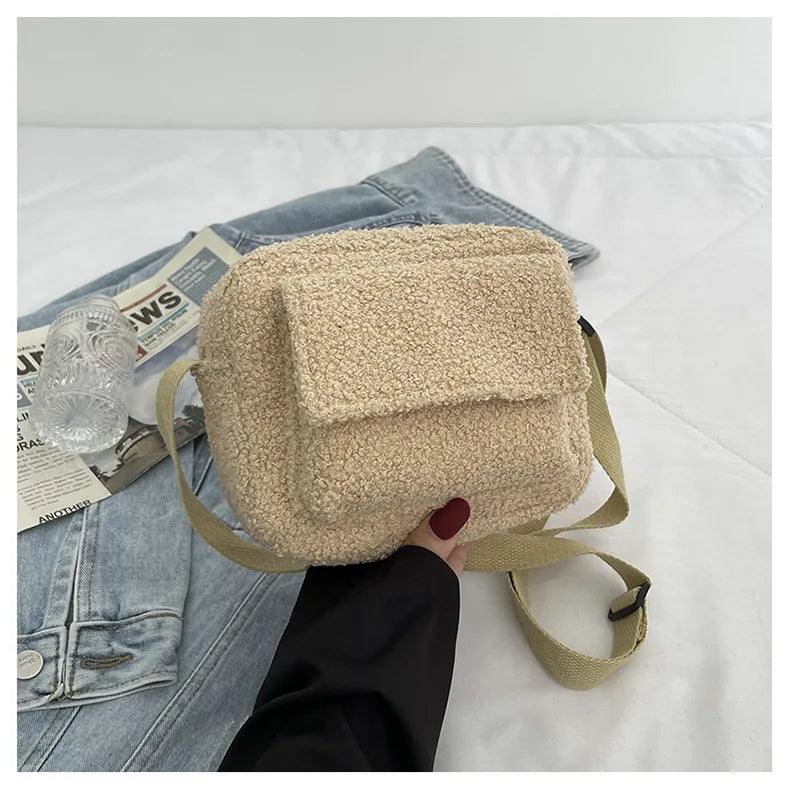 Women's Crossbody Bag Lambs Wool Fluffy Fur Handbag
