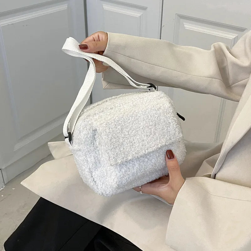 Plush Lambs Wool Crossbody Bag Fluffy Fur Zipper Purse