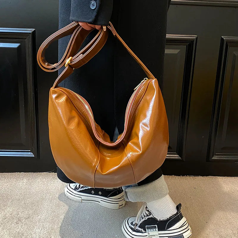LEFTSIDE Splicing Leather Shoulder Bag for Women Large High Capacity Hobo Bag