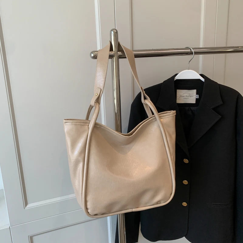 LEFTSIDE Vintage Designers Big PU Leather Women Tote Handbags