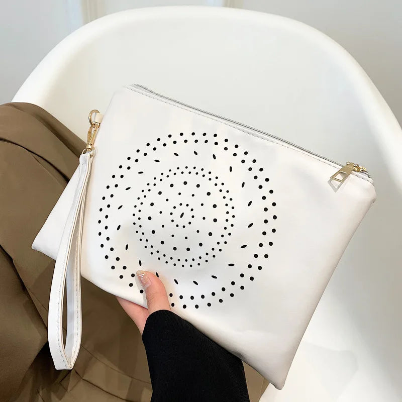 Women's Envelope Clutch Bag Hollowed-out Versatile Dinner Bag