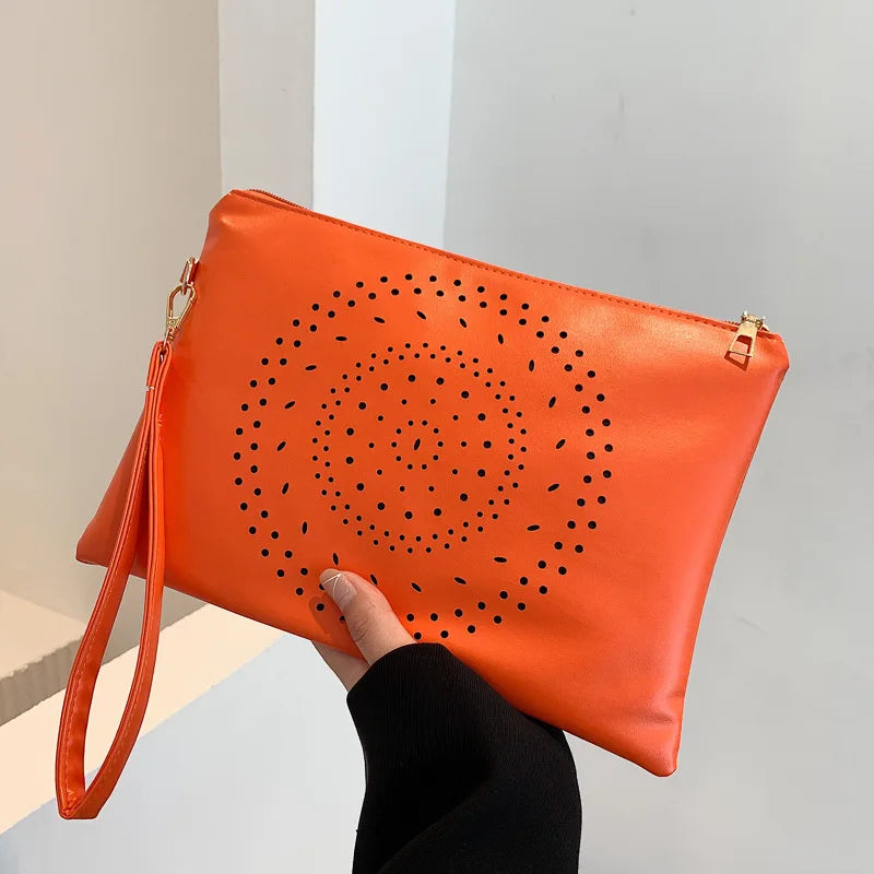 Women's Envelope Clutch Bag Hollowed-out Versatile Dinner Bag