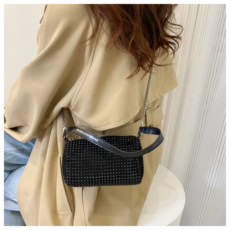 Small Chain Shoulder Bag with Sparkling Drills