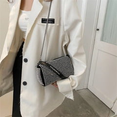 Small Chain Shoulder Bag with Sparkling Drills
