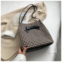 Ladsoul High-Capacity Shoulder Bag Autumn Winter Bucket Bag Women