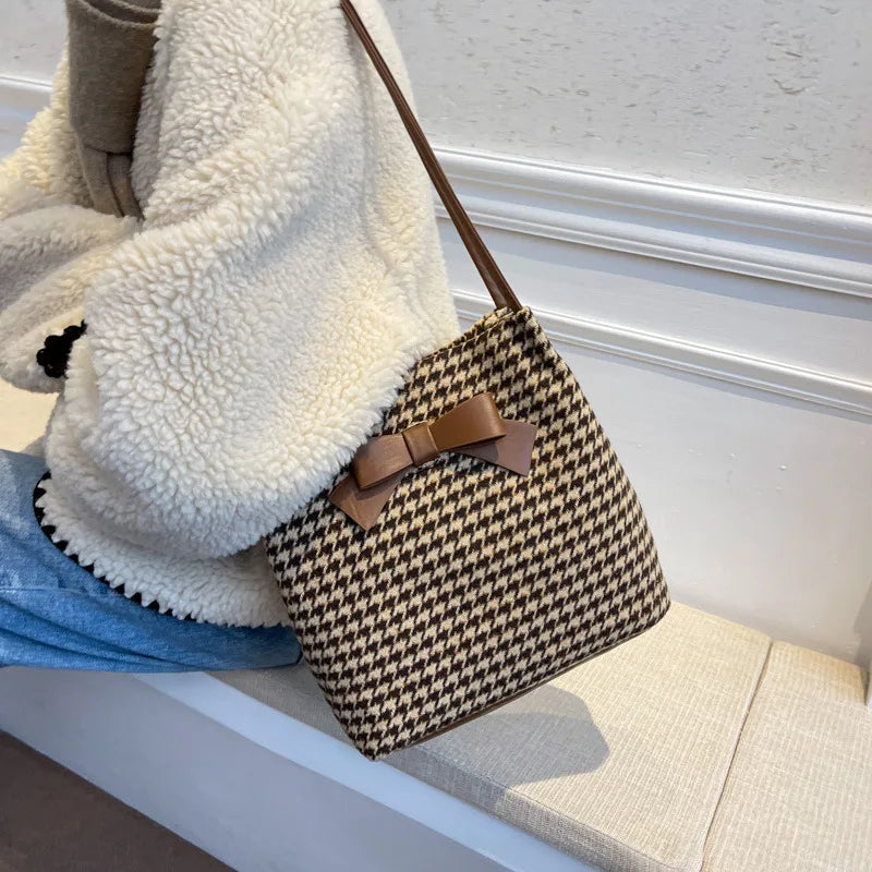 Ladsoul High-Capacity Shoulder Bag Autumn Winter Bucket Bag Women