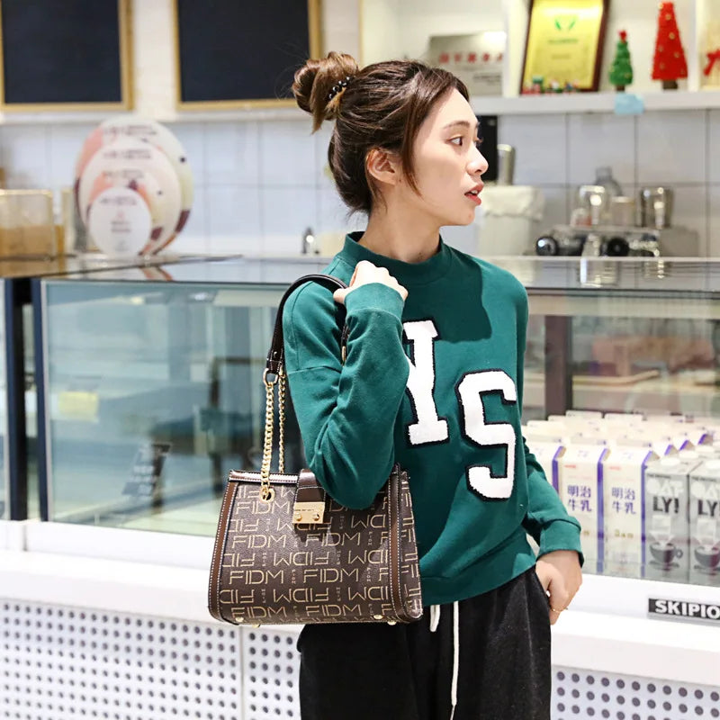 Multi-function PU Leather Travel Shoulder Bag Large Capacity for Women