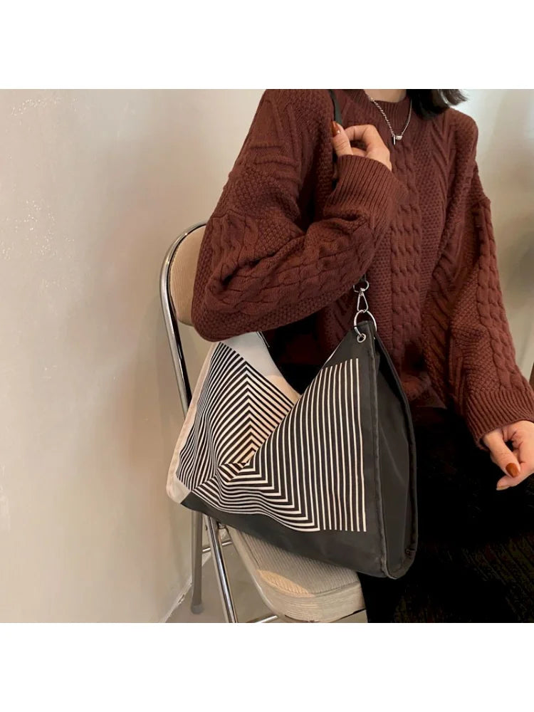 Large-capacity Summer Nylon Shoulder Bag