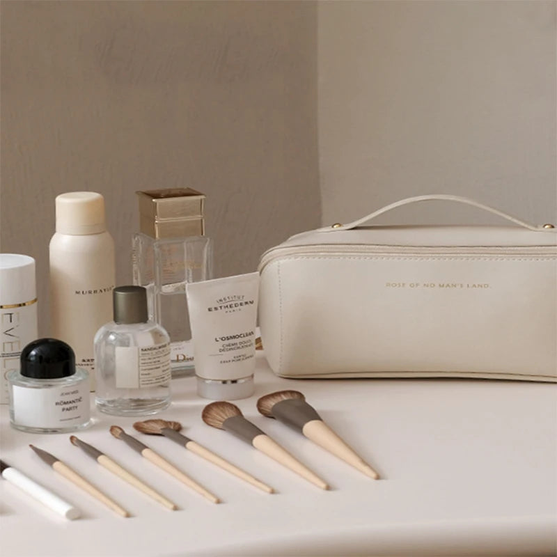 Large-capacity Portable Girl Makeup Bag Women Cosmetic Bag Toiletries Organizer