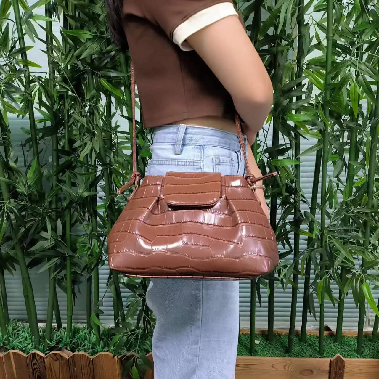Crocodile Lady Hobo Handbag for Autumn and Winter