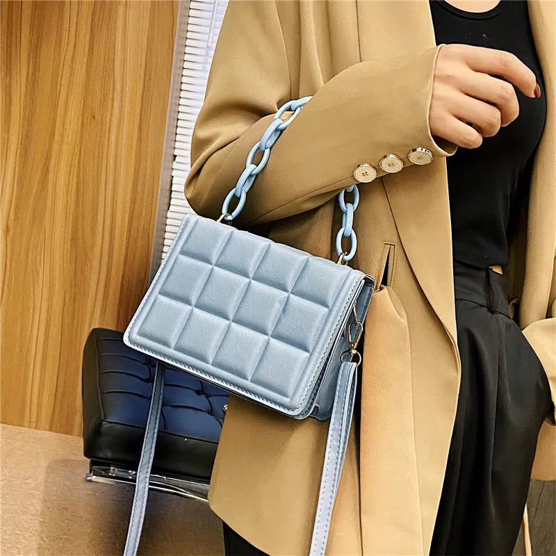 LongKeeper Embossed Flap Crossbody Bag Thick Chain Square Mini Handbags