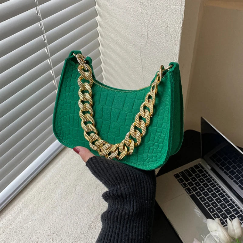 Metal Chain Shoulder Diamond Clutch Bag