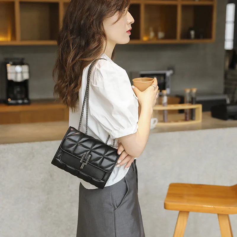 Leather Chain Crossbody Bag for Women Handbags Shoulder Bags