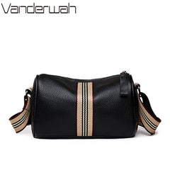 Cowhide Leather Crossbody Messenger Bag Retro Style Female Bolsos