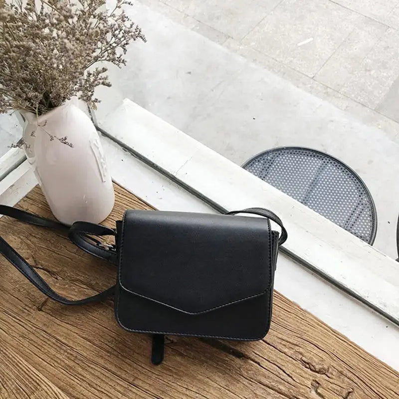 Women's Small Handbag Messenger Bag Mini Shoulder Bag Girls Brief Crossbody Bags