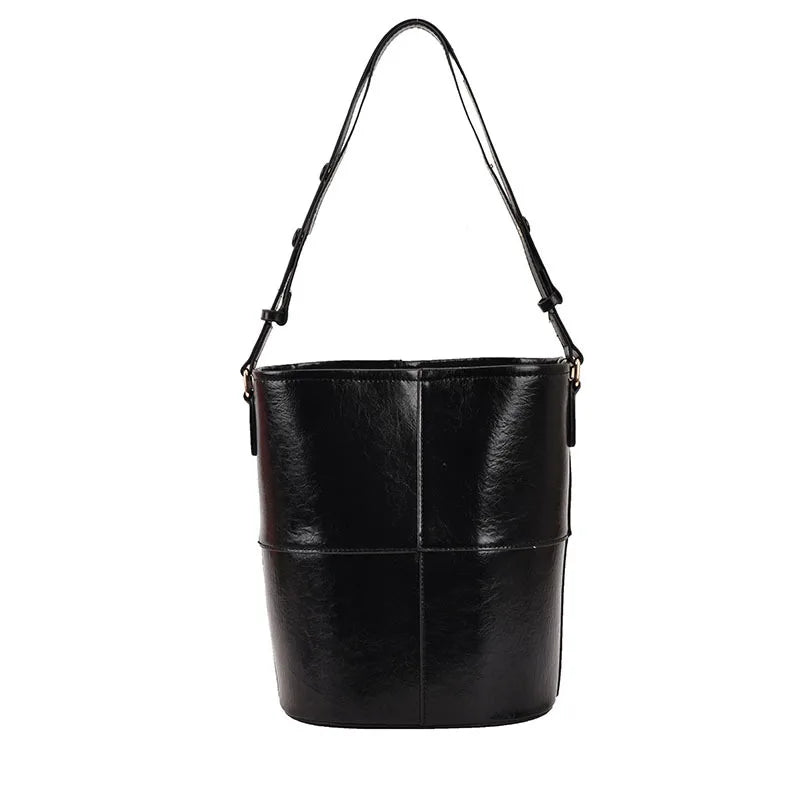 Large Capacity Bucket Bag Western Style Female Shoulder Bags Retro Messenger