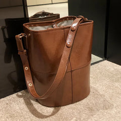 Large Capacity Bucket Bag Western Style Female Shoulder Bags Retro Messenger