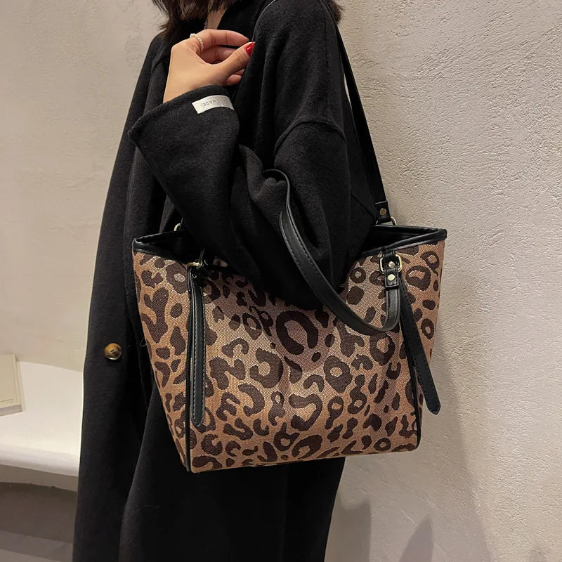 Leopard Printed Women Tote Shoulder Shopper Bags Purses and Handbags