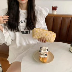 Quilted Small Makeup Bag Zipper Cosmetic Pouch Women Portable