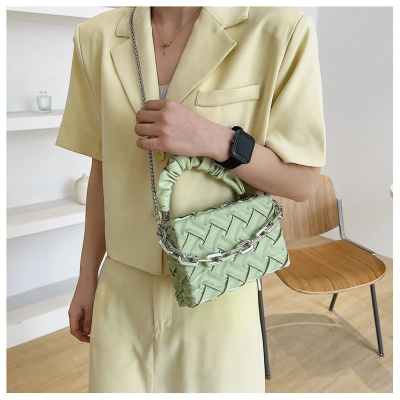 Versatile Chain Crossbody Pleated Handheld Bag Female