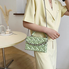 Versatile Chain Crossbody Pleated Handheld Bag Female