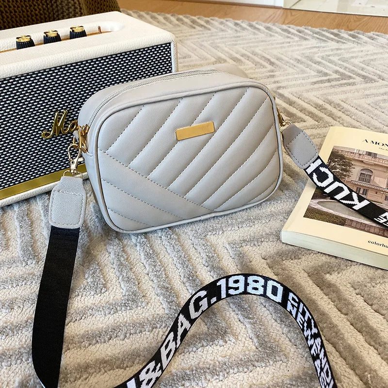 Women's Small Crossbody Bag PU Leather Zipper Handbag for Summer Travel