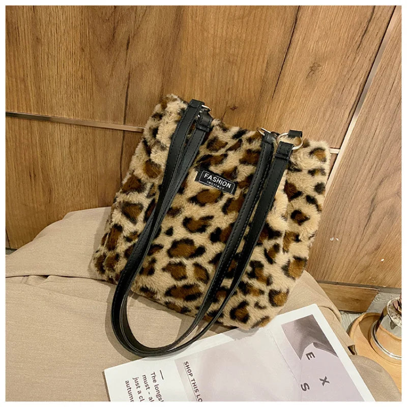 Plush Tote Bag for Women Autumn & Winter One-shoulder Bucket Handbag