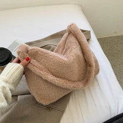 Plush Shoulder Bag Large Capacity Underarm Handbag for Women