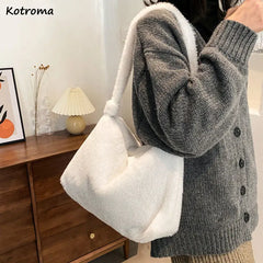 Plush Shoulder Bag Large Capacity Underarm Handbag for Women