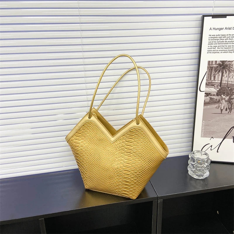 Large Capacity Shoulder Bags For Women Handbags Retro High Female Underarm Bag