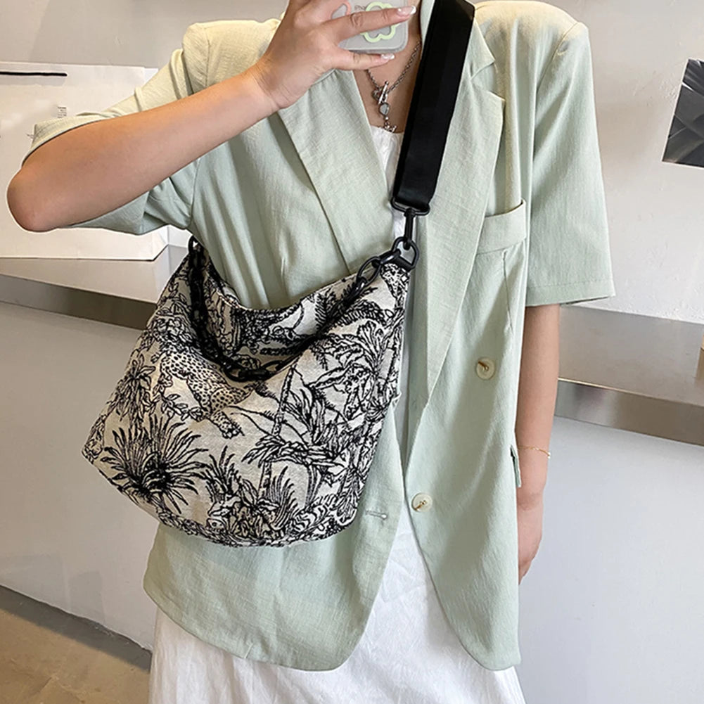 Embroidery Chain Messenger Women Large Capacity Handbags