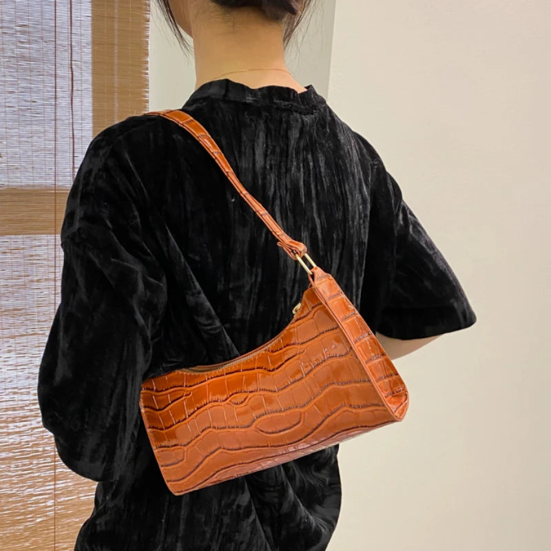 Retro Crocodile Pattern Women Hobos Underarm Bags Patent Leather