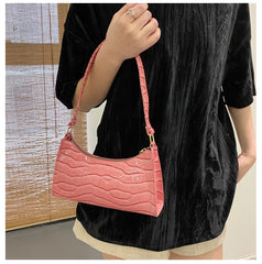 Retro Crocodile Pattern Women Hobos Underarm Bags Patent Leather