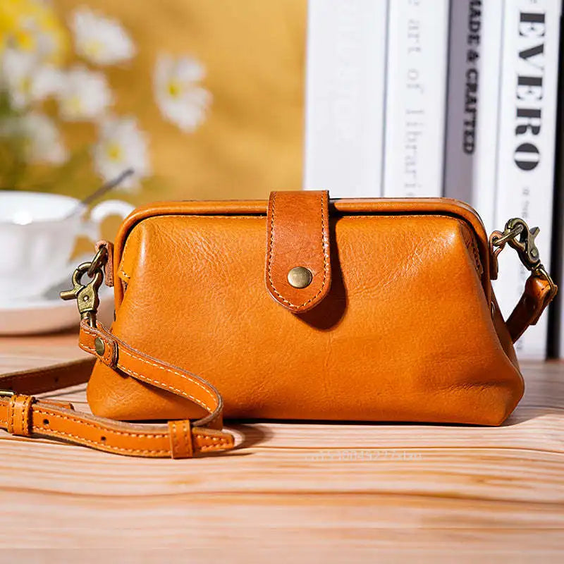 Retro Casual Leather Shoulder Bags Doctor Bag Clutch Crossbody Women