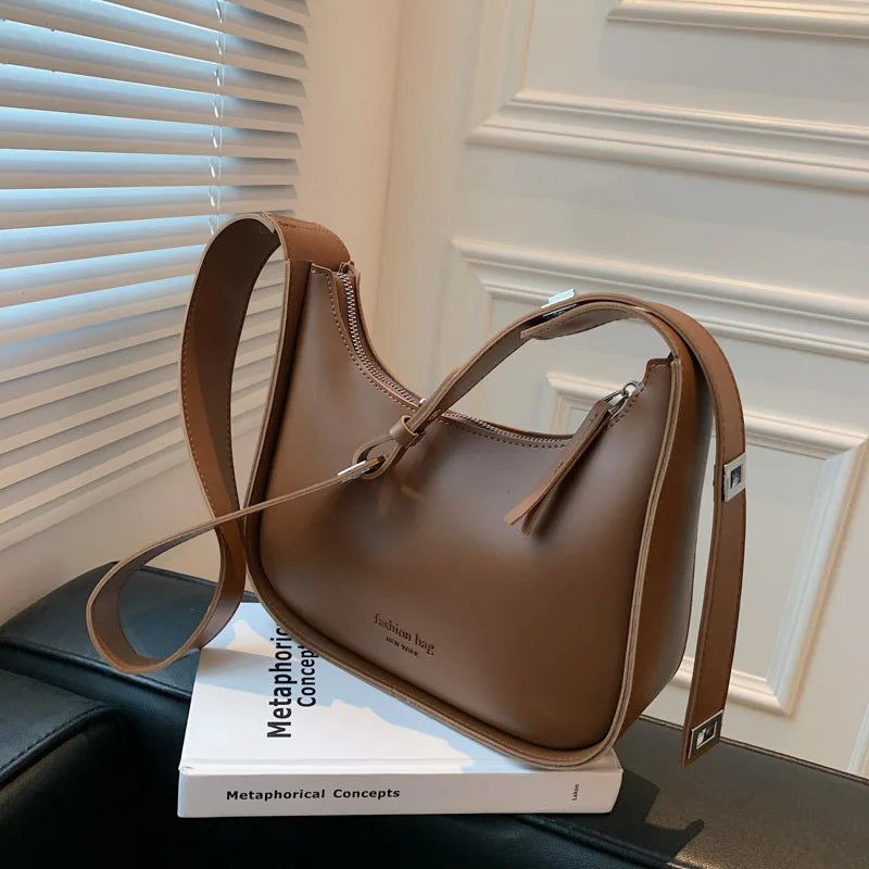 Retro Winter Women's Shoulder Bag Soft Leather Crossbody Bag Casual Handbag