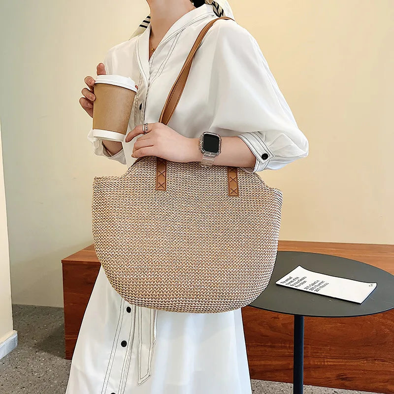 Vintage Round Straw Beach Bag Large-capacity Bohemian Handbags Totes