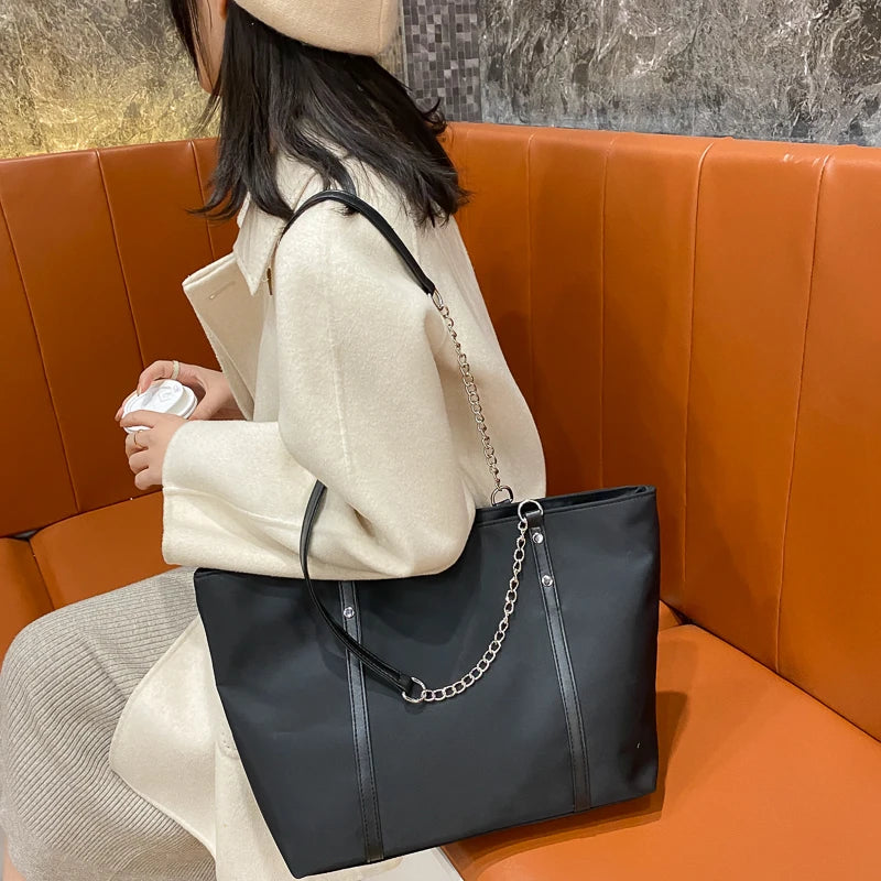 Shoulder Bags Women Chains Casual Tote Portable Handbags Hot Solid Underarm Larg