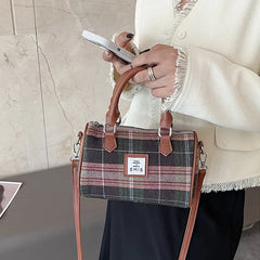 Women's Casual Lattice Messenger Bag Western Retro Art In Handbag