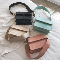 Wide Band Western Stone Pattern Shoulder Bag