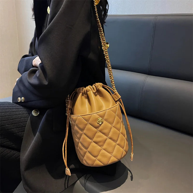 Small Camellia PU Leather OL Ladies Handbags Quilting Shoulder Bag