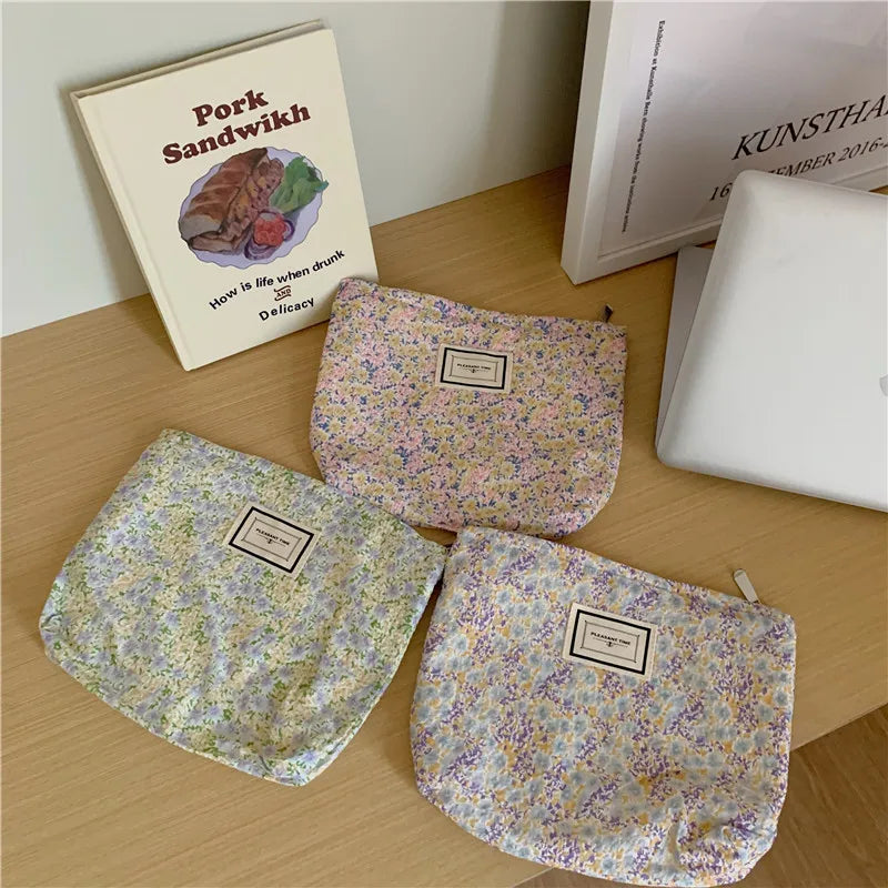 Fresh Floral Cotton Cosmetic Bag Zipper Large Capacity Storage Handbag