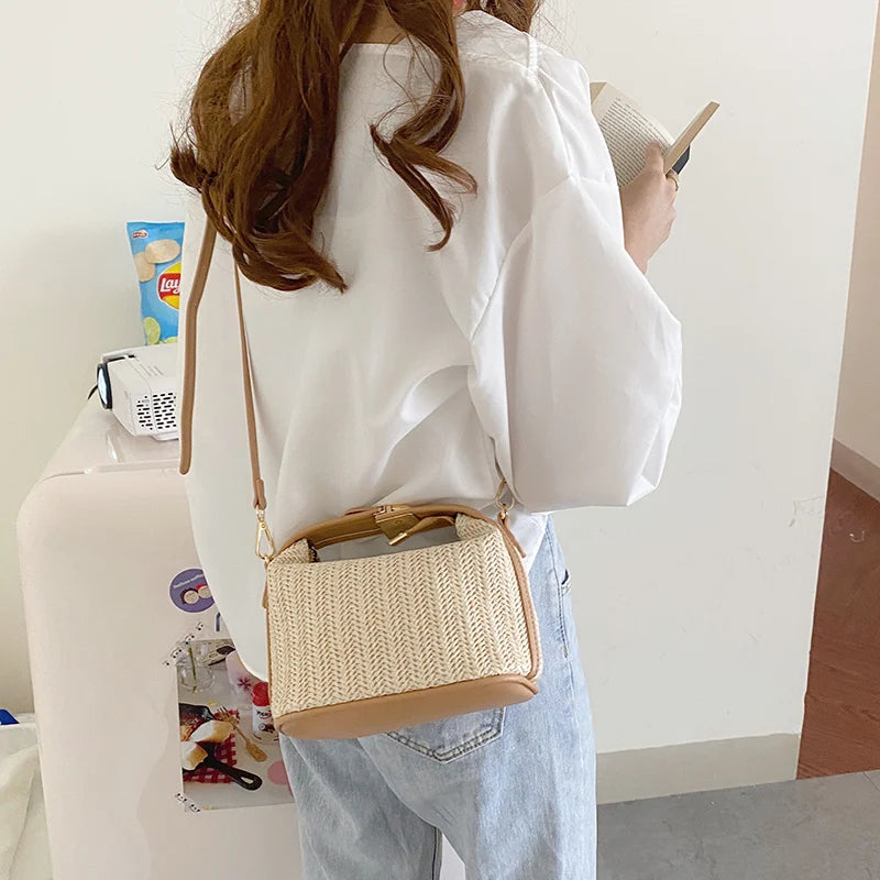 Straw Bucket Bag Women Summer Crossbody Travel Purse Handbag Shoulder Messenger
