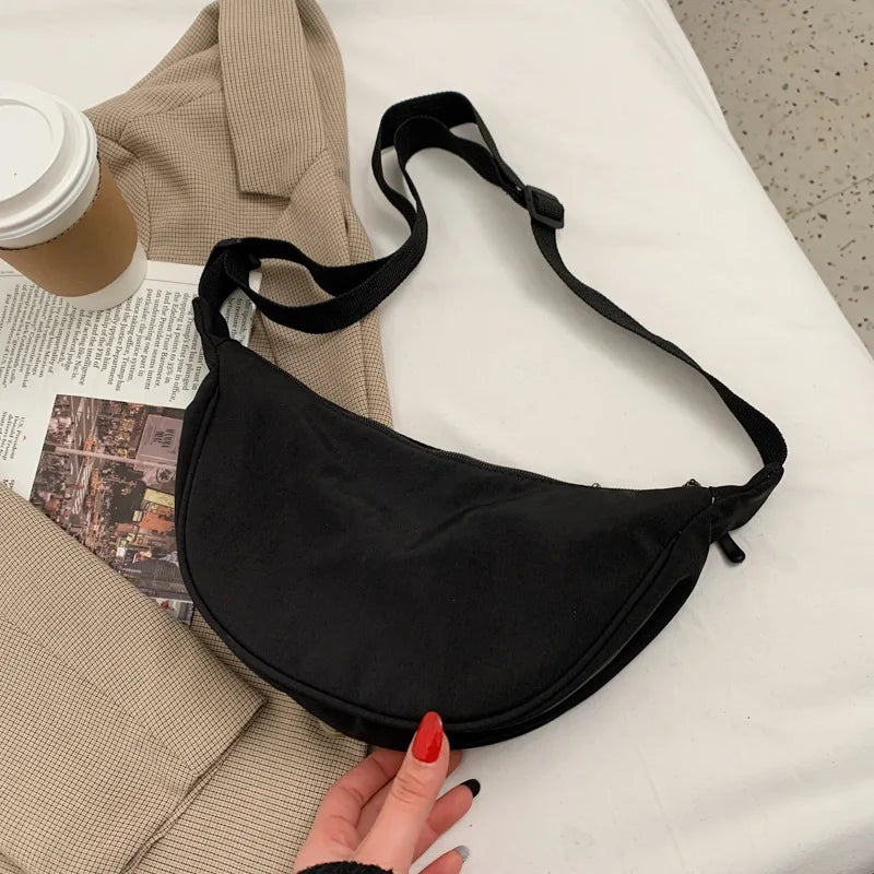 Large Capacity Women's Chest Bag Travel Crossbody Half Moon Belt Bag